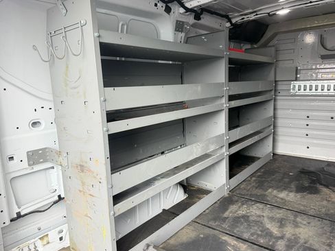 Used 2022 Ford Transit 250 Low Roof AWD image 23