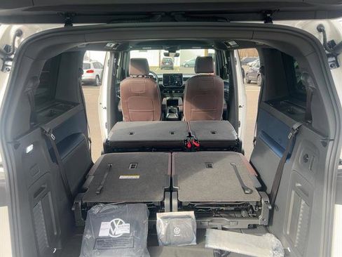 New 2025 Volkswagen ID. Buzz Pro S image 12