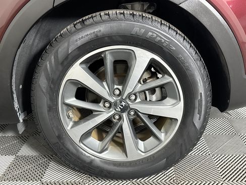 Used 2019 Kia Sorento EX FWD image 35