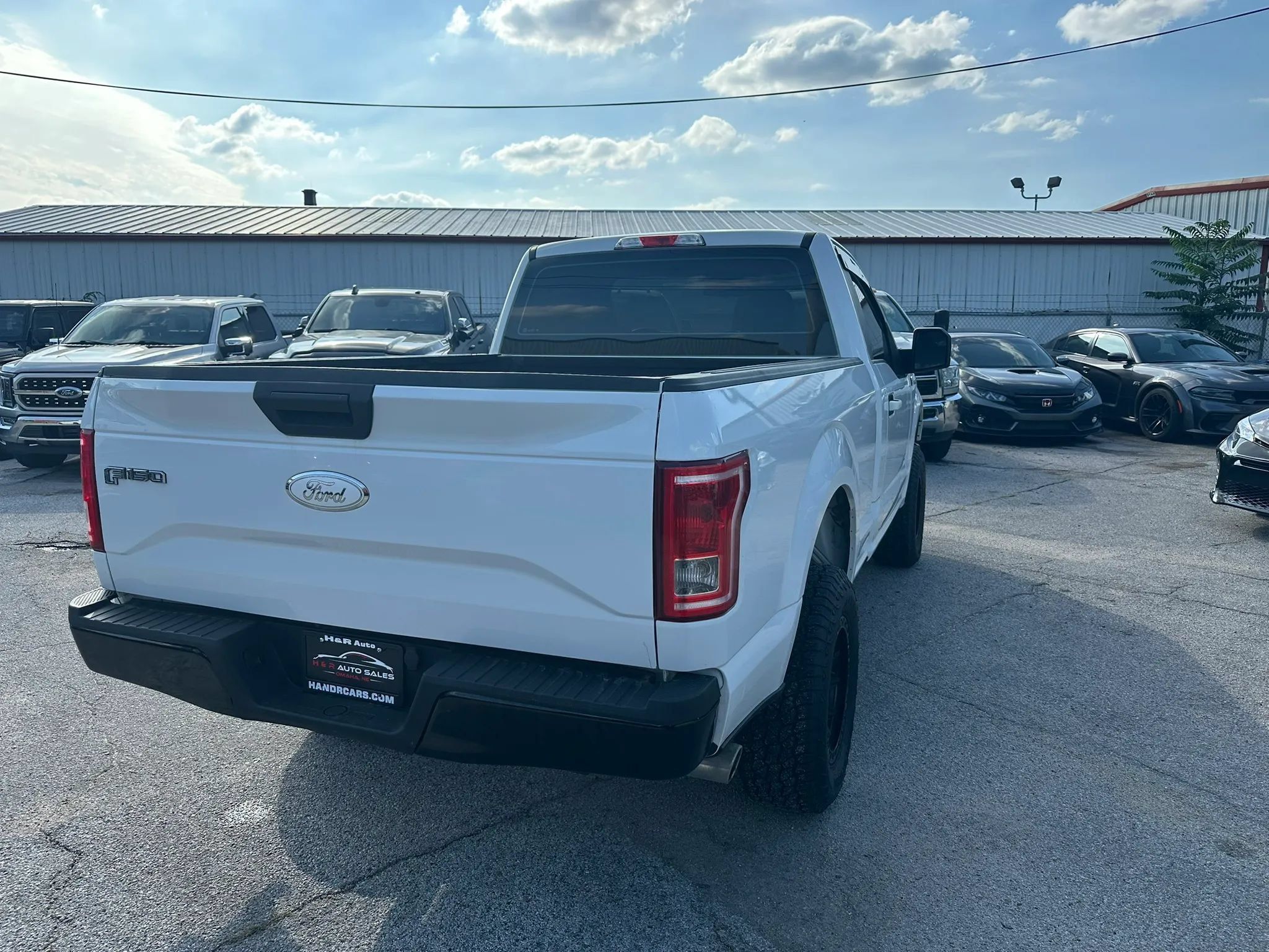 Used 2017 Ford F150 XL w/ Equipment Group 101A Mid AWD/4WD image 5