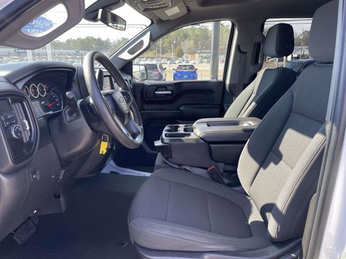 Used 2021 Chevrolet Silverado 1500 Custom w/ Safety Confidence Package image 11