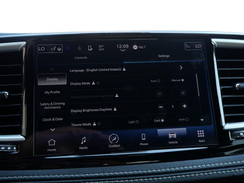 Used 2023 Chrysler Pacifica Touring FWD image 35