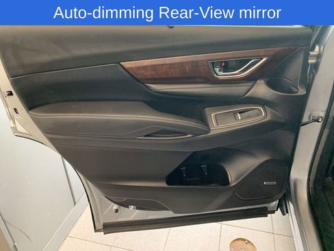 Used 2025 Subaru Ascent Touring AWD/4WD image 16