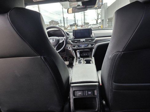 Used 2022 Honda Accord Sport image 31
