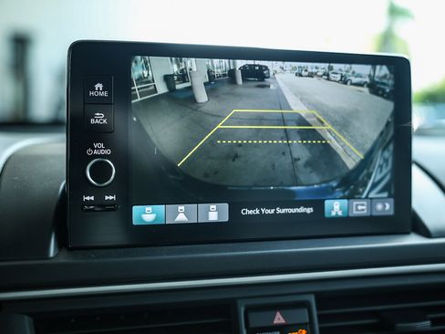 Used 2023 Honda Pilot EX-L image 30