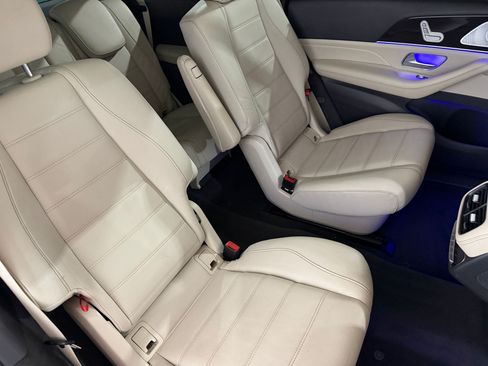 Used 2020 Mercedes-Benz GLS 450 4MATIC image 48
