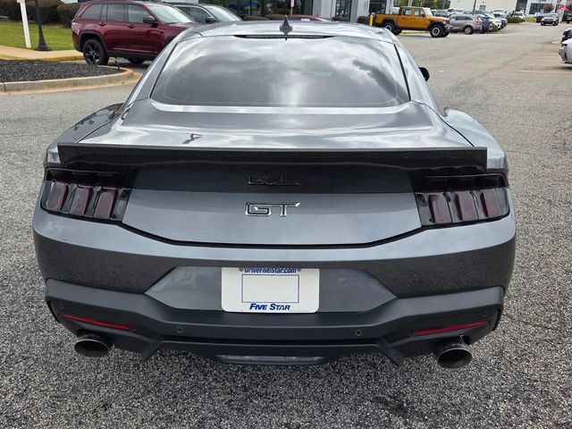 Used 2025 Ford Mustang GT RWD image 7