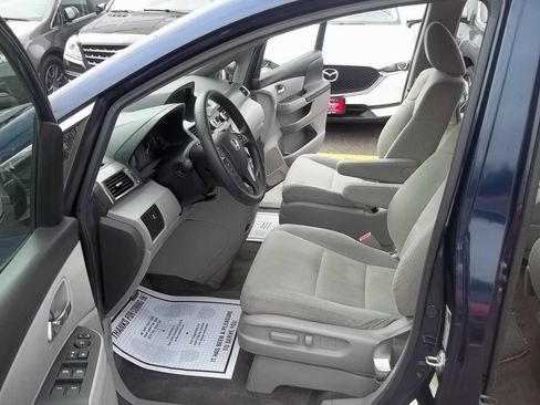 Used 2014 Honda Odyssey LX image 8