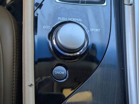 Used 2016 Lexus GS 200t image 16