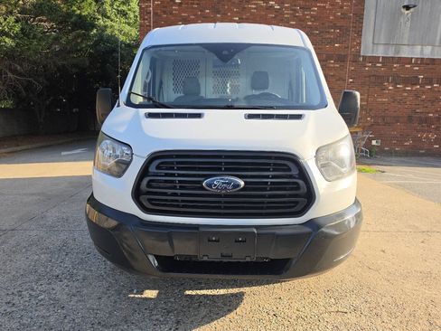 Used 2017 Ford Transit 150 130 Medium Roof RWD image 5