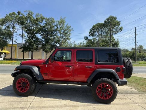Used 2021 Jeep Wrangler Unlimited Sport AWD/4WD image 8
