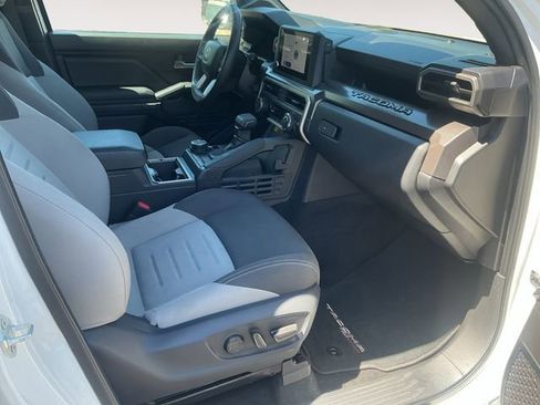 Certified 2024 Toyota Tacoma TRD Off-Road w/ TRD Off Road Upgrade Package AWD/4WD image 15