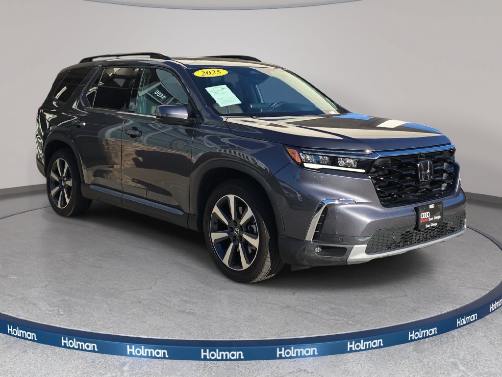 Used 2025 Honda Pilot Elite image 4