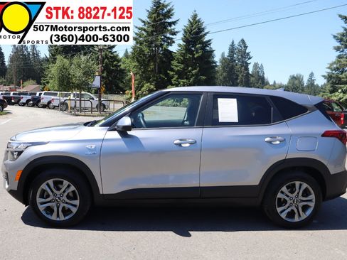Used 2021 Kia Seltos LX image 4