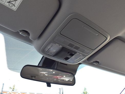 Used 2020 Honda Pilot EX image 18