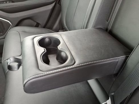New 2026 Jeep Grand Cherokee Limited AWD/4WD image 28