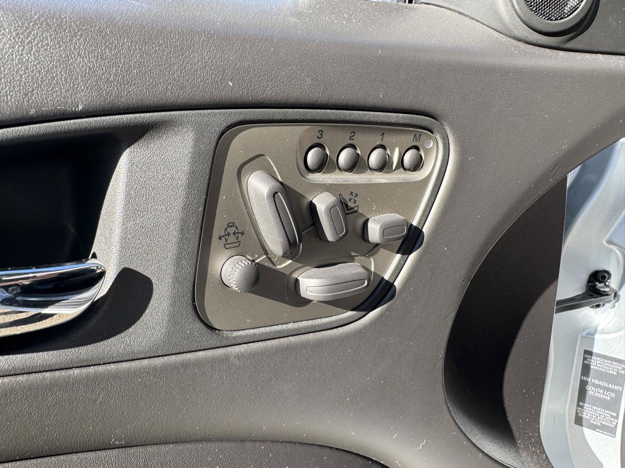 Used 2007 Jaguar XKR R RWD image 29