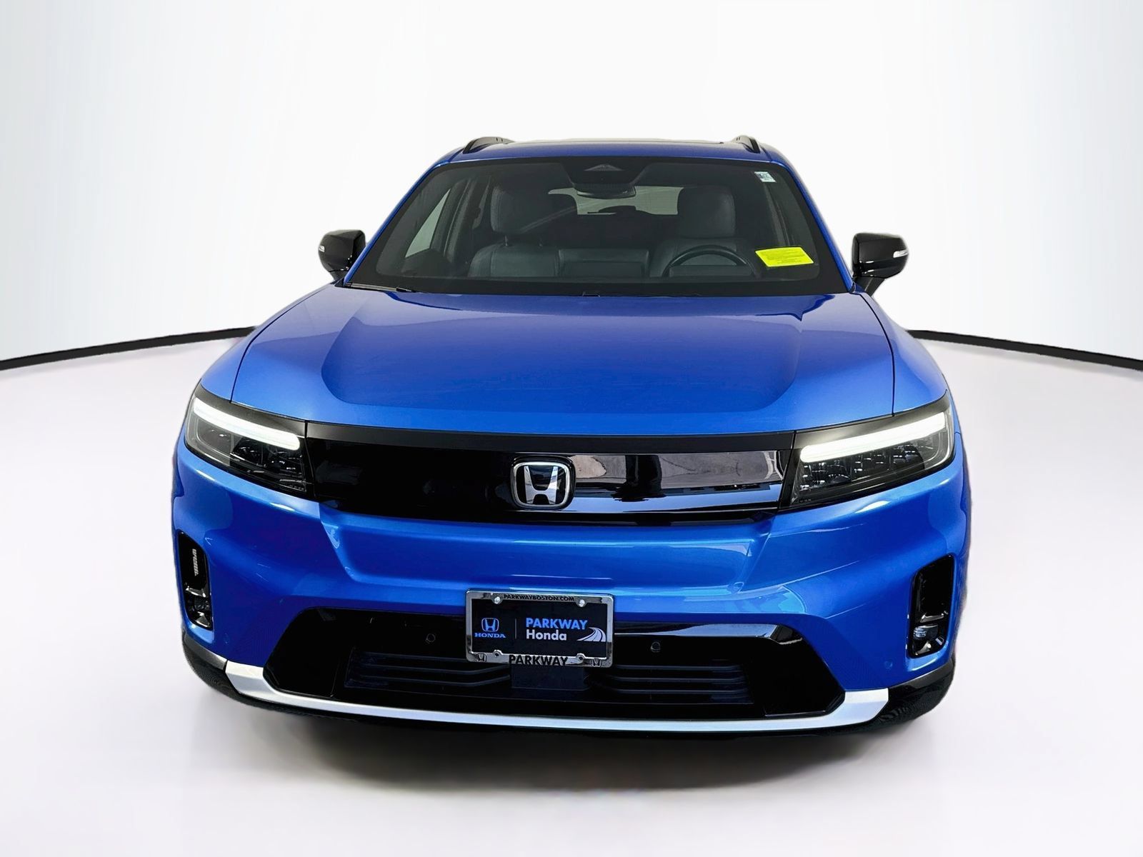 Used 2024 Honda Prologue Touring image 2