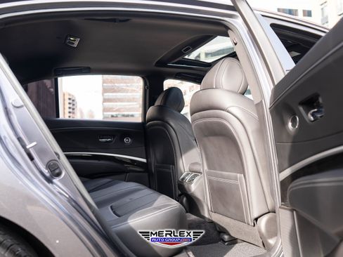 Used 2018 Acura RLX w/ Technology Package image 19
