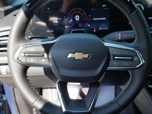 New 2026 Chevrolet Traverse LT w/ Enhanced Driving Package image 12