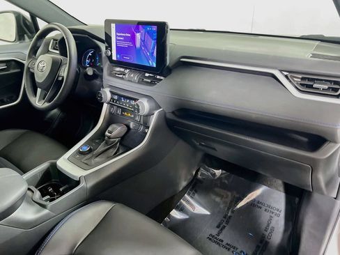 Certified 2024 Toyota RAV4 XSE w/ Weather Package AWD/4WD image 26