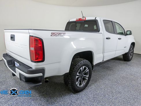 Used 2022 Chevrolet Colorado Z71 AWD/4WD image 7