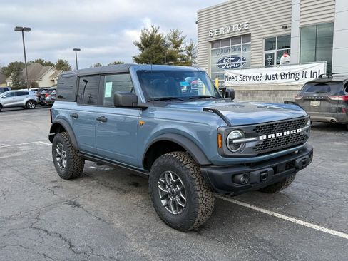 New 2025 Ford Bronco Badlands AWD/4WD image 14