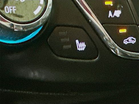 Used 2017 Chevrolet Cruze LT w/ Sun And Sound Package image 20