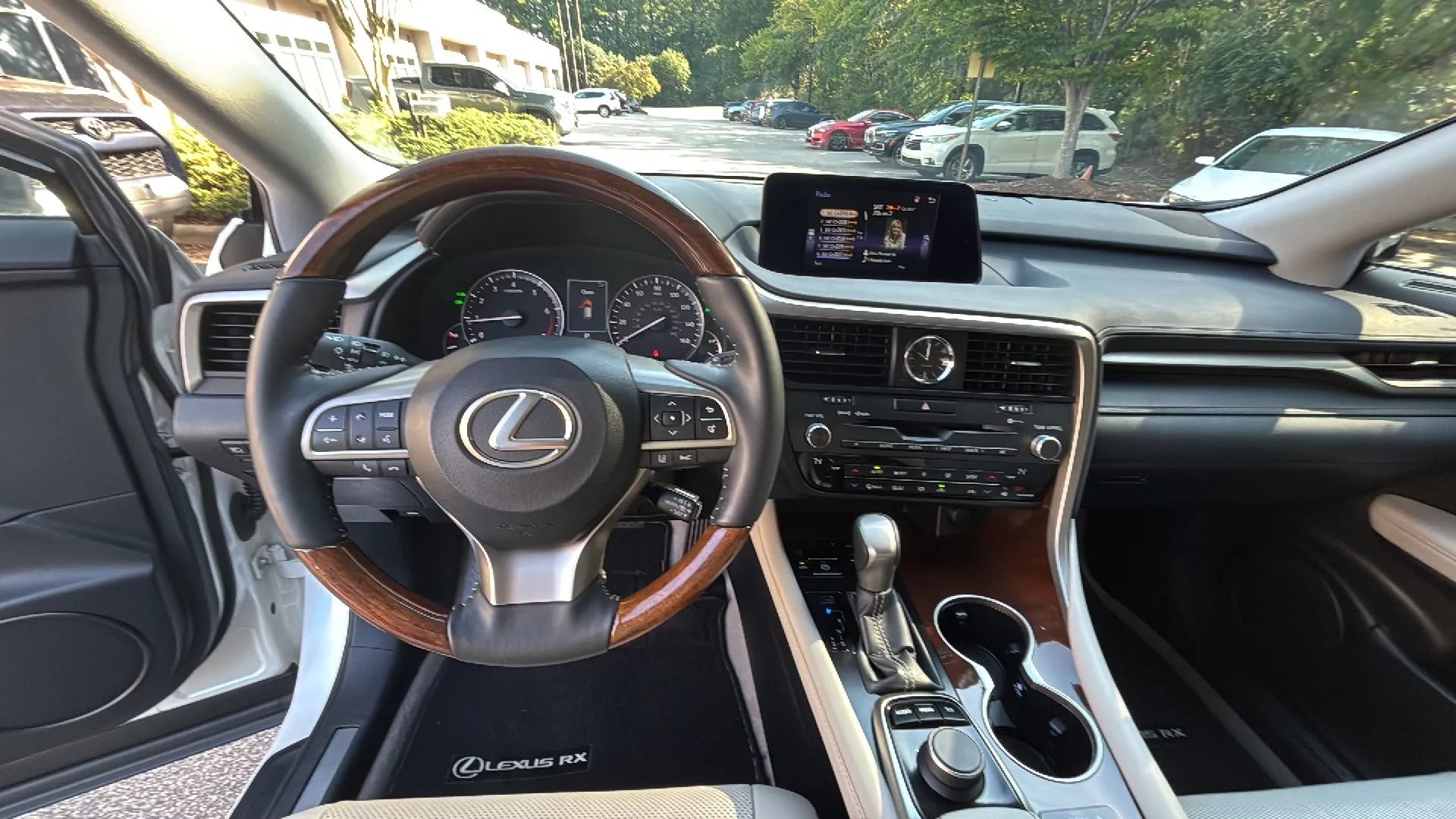 Used 2017 Lexus RX 350 FWD w/ Premium Package image 28