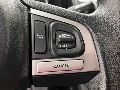 Used 2017 Subaru Forester 2.5i w/ Alloy Wheel Package image 12