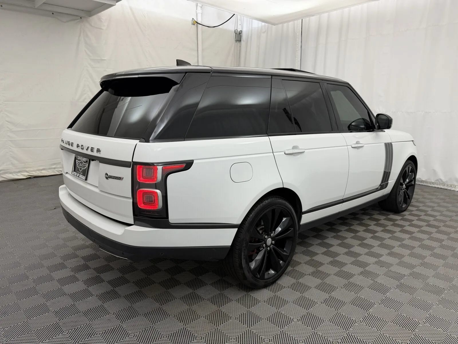 Used 2018 Land Rover Range Rover SV Autobiography Dynamic AWD/4WD image 5