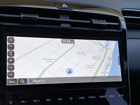 Certified 2024 Hyundai Santa Cruz Limited image 27