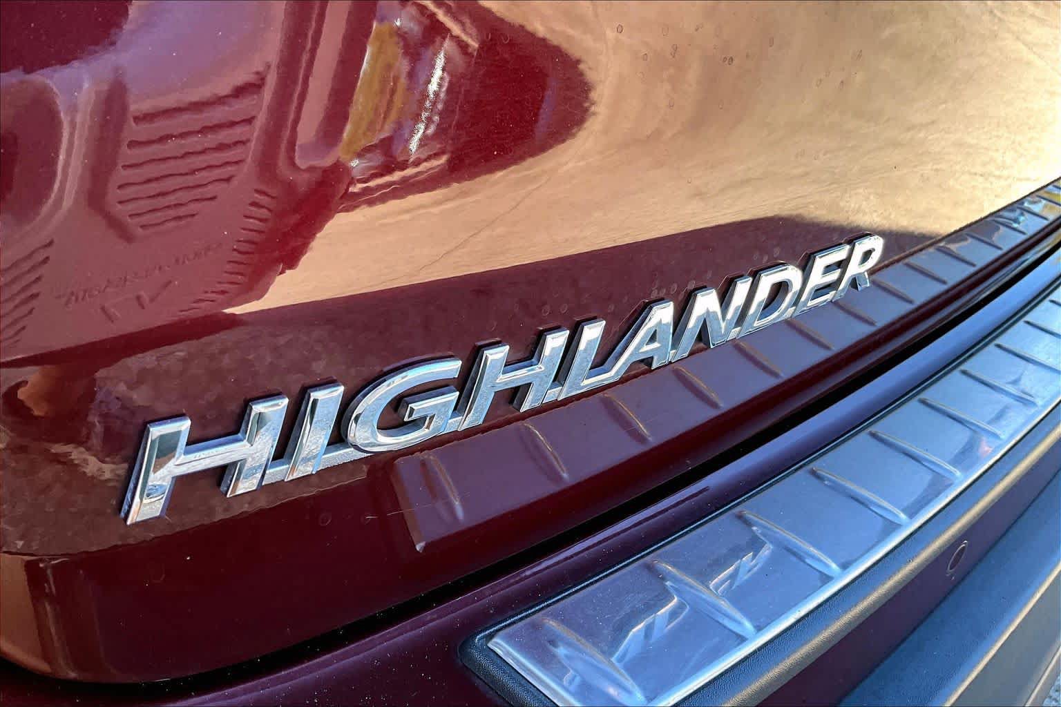 Used 2017 Toyota Highlander Limited FWD image 31