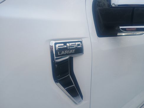 Certified 2021 Ford F150 Lariat w/ Equipment Group 502A High image 5