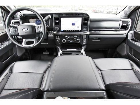 Used 2023 Ford F250 Lariat w/ Sport Appearance Package image 10