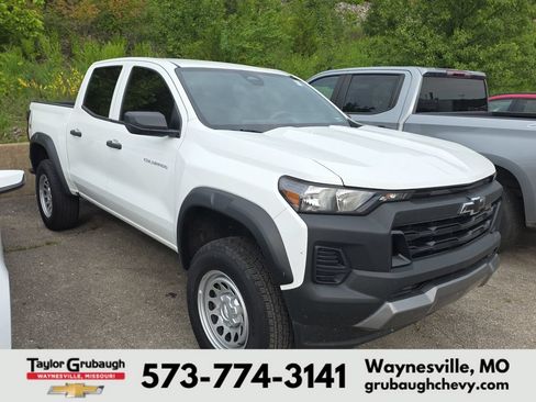Used 2024 Chevrolet Colorado Trail Boss w/ Advanced Trailering Package AWD/4WD image 1