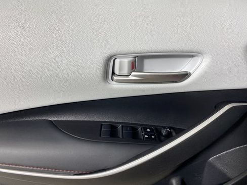 Certified 2025 Toyota Corolla SE FWD image 21