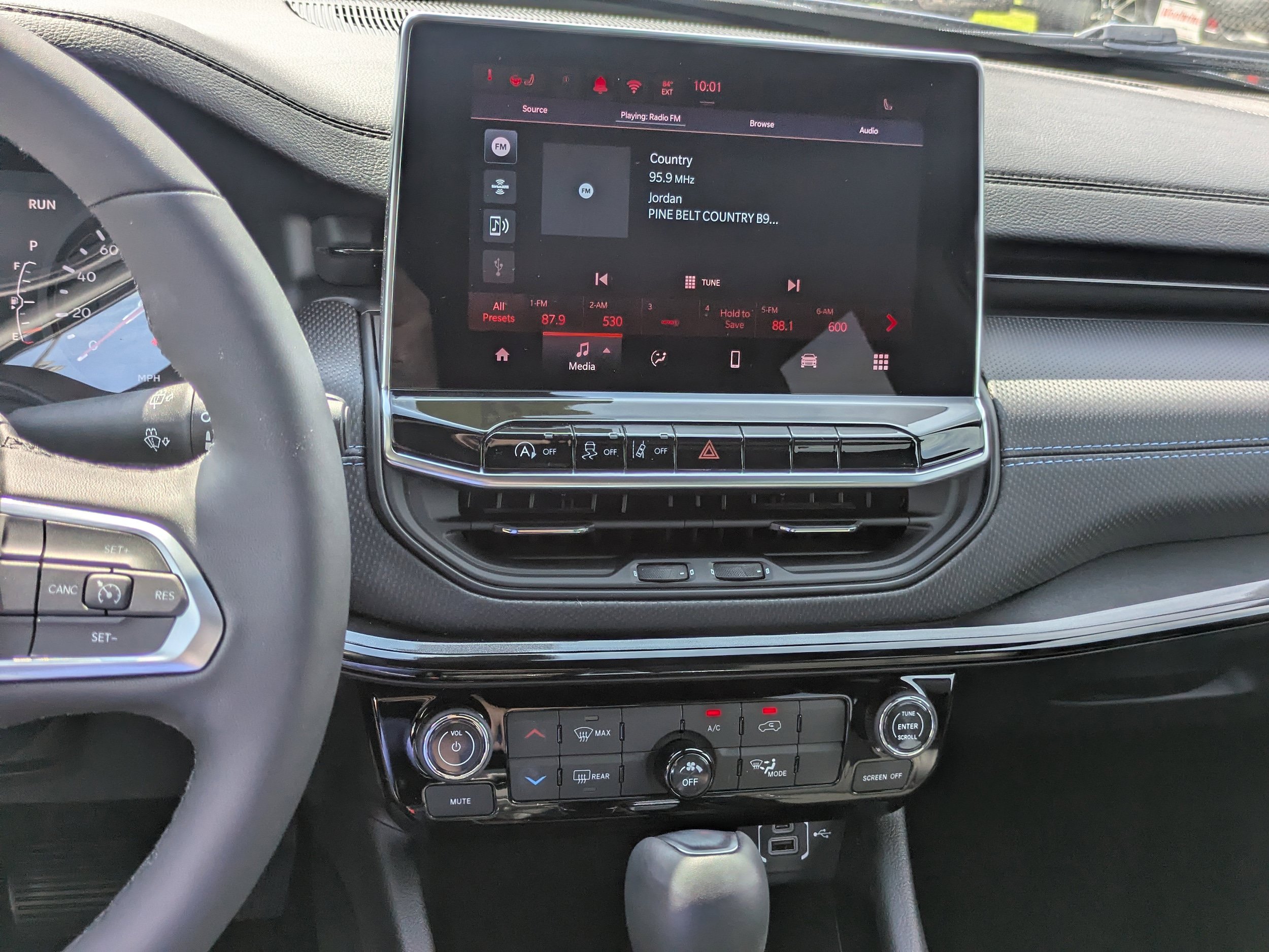 New 2026 Jeep Compass Latitude AWD/4WD image 12