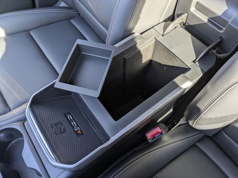 New 2026 GMC Terrain Elevation w/ Elevation Premium Package image 25