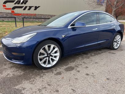 Used 2019 Tesla Model 3 Mid Range