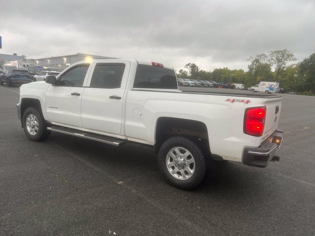 Used 2015 Chevrolet Silverado 2500 LT w/ LT Convenience Package AWD/4WD image 2