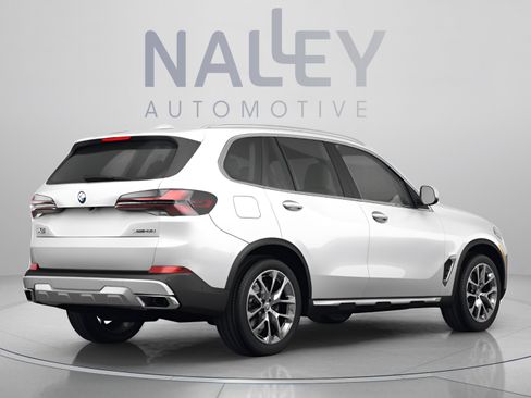 Used 2024 BMW X5 M60i w/ Parking Assistance Package AWD/4WD image 6