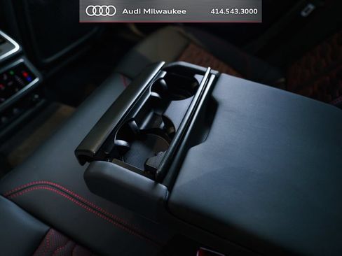 Used 2024 Audi RS 6 performance AWD/4WD image 47