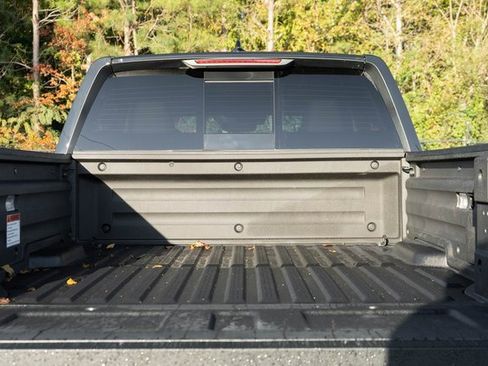 New 2026 Honda Ridgeline Black Edition image 11