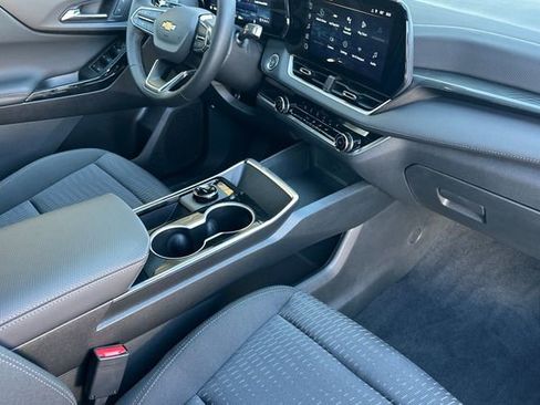 New 2026 Chevrolet Equinox LT image 21