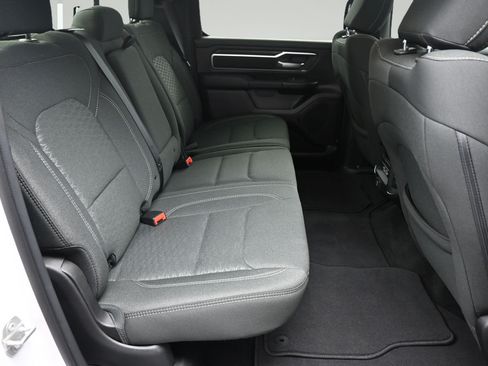 Used 2025 RAM 1500 Big Horn AWD/4WD image 10