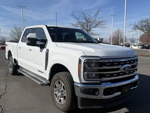 Used 2023 Ford F350 Lariat w/ Tow Technology Package image 4