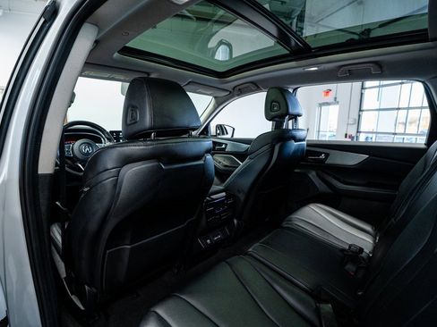 Used 2023 Acura MDX SH-AWD image 58