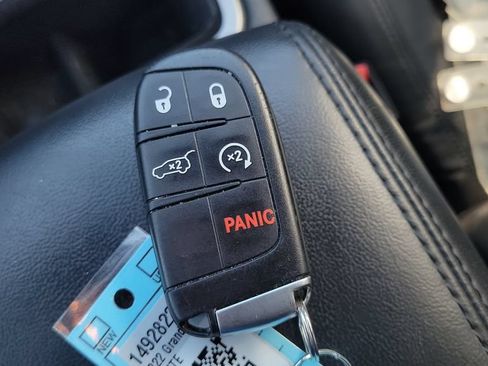 Used 2022 Jeep Grand Cherokee Limited RWD image 25