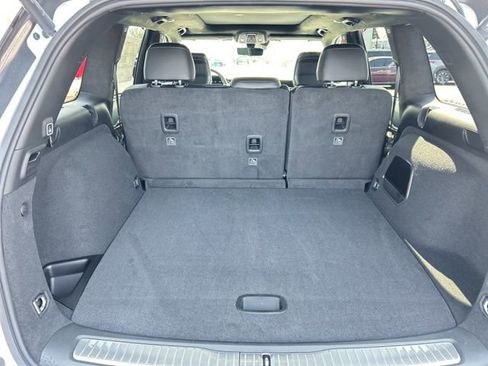 New 2026 Jeep Grand Cherokee Summit image 11